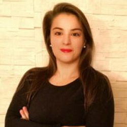 Marina DE CASTRO, Advisor du CyberCercle aux rencontres Defense et Cyber
